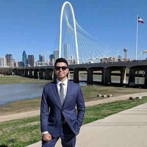 Meet your Posher, Moises